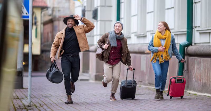Airbnb vs Hotels in 2025: How to Choose the Best Stay