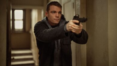 The Night Agent sufre el mayor descenso de audiencia pero recupera calidad en su tercera temporada