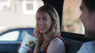 Chasing Summer: Iliza Shlesinger's Small Town Comedy Unpacks Millennial Nostalgia and Heartbreak