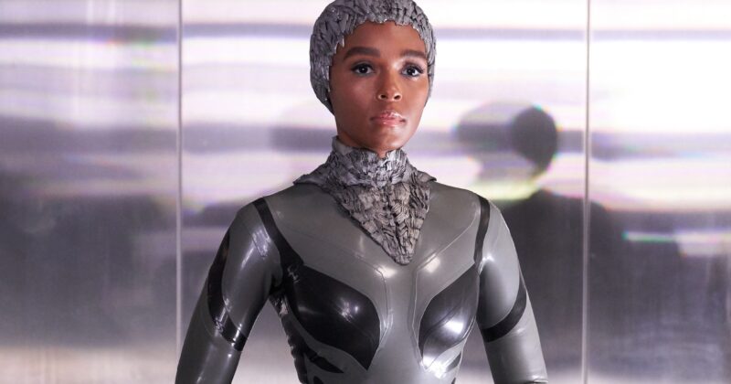 Electric Dreams: The Star-Studded Sci-Fi Anthology That Feels Like Black Mirror’s Lost Season