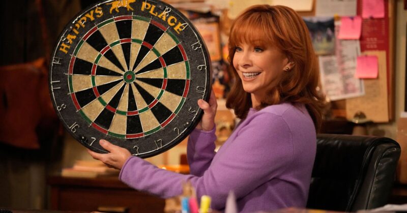 Reba McEntire Faces an Emotional Revelation in Latest 'Happy's Place' Episode