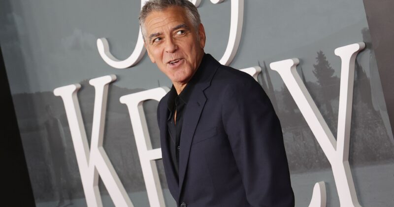 Why George Clooney's Role in The Descendants Is a Masterclass in Subtle Storytelling