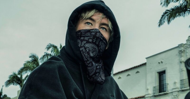 Crime 101: The Heist Thriller Dominating Prime Video That Everyone's Buzzing About