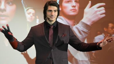 How Legends of Tomorrow Made Fans a Vital Part of Its Wild Arrowverse Legacy