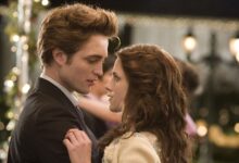 Robert Pattinson Reflects on Edward Cullen's Unusual Gesture in Twilight—And How It Became Iconic