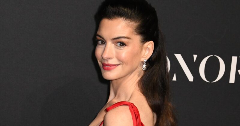 Why Anne Hathaway’s New Sci-Fi Epic 'The End of Oak Street' Was Repeatedly Delayed: All the Details