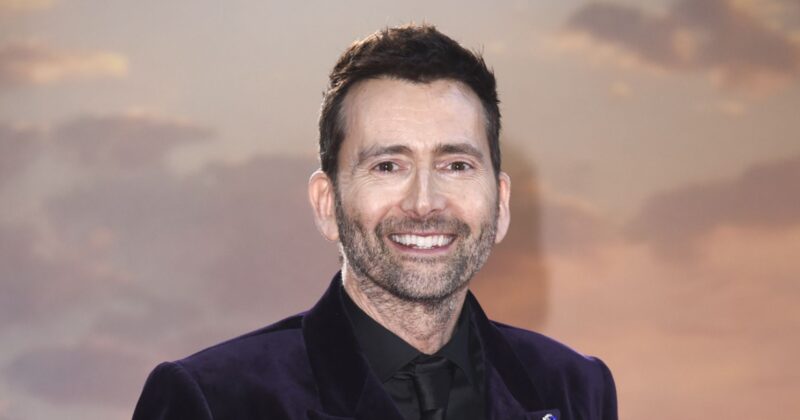 El impactante final de Good Omens se convierte en un fenómeno global de streaming impulsado por David Tennant
