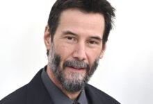 Keanu Reeves Impone su Nueva Comedia Negra en Apple TV+ a Pesar de las Críticas Adversas