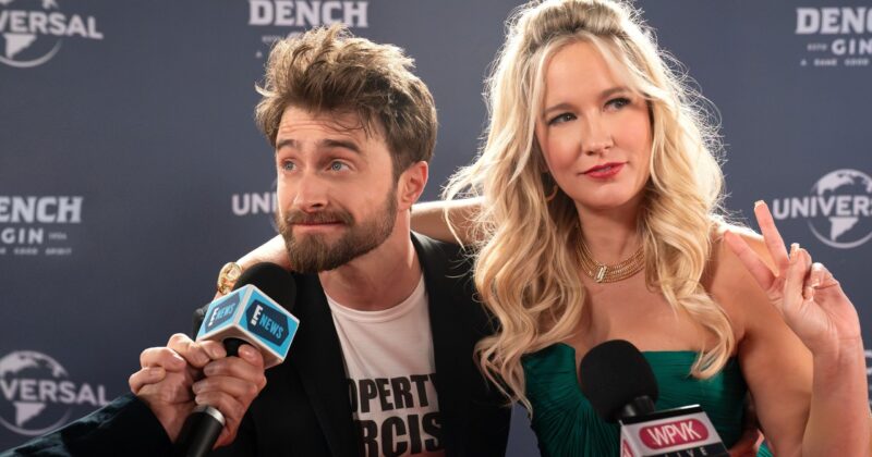 NBC renueva la comedia de Daniel Radcliffe «The Fall and Rise of Reggie Dinkins» para una segunda temporada