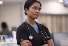 El destino de la doctora Mohan en la temporada 3 de The Pitt y por qué no regresa según su creador