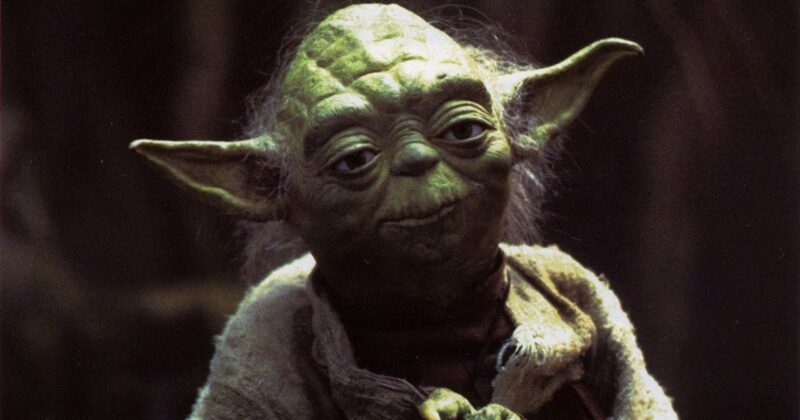 El Comentario de Yoda en El Imperio Contraataca Revela las Fallas de los Jedi en las Guerras Clon