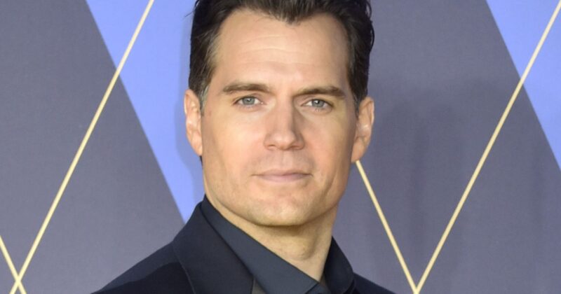 El thriller In the Grey protagonizado por Henry Cavill marca su peor estreno en cines en más de una década