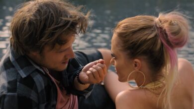 Los Significados del Color en la Nueva Película de Colleen Hoover, Reminders of Him, Según sus Protagonistas