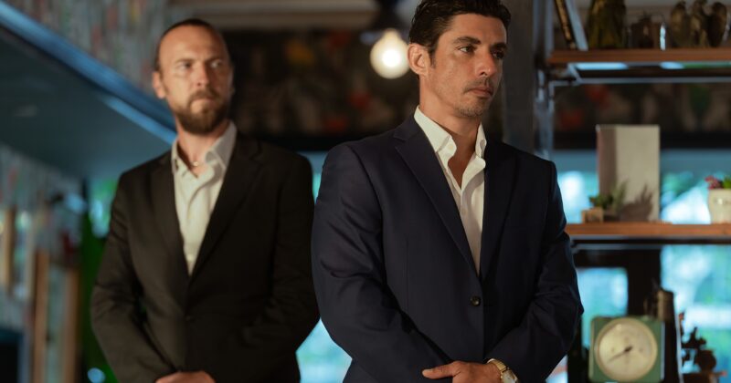 M.I.A.: Las Impactantes Muertes Iniciales y su Significado Profundo en la Nueva Serie Criminal de Peacock