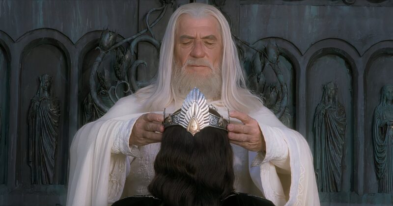 La réplica oficial de La Corona de Gondor vuelve a estar disponible para los fans de El Señor de los Anillos