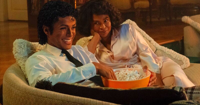 La biopic de Michael Jackson arrasa en taquilla y destrona récords en Estados Unidos