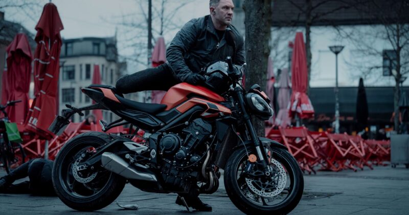 MobLand: La serie de crimen de Tom Hardy y Guy Ritchie que sigue batiendo récords en Paramount+
