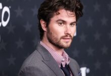 El papel de Chase Stokes en Stranger Things y los curiosos vínculos con Outer Banks