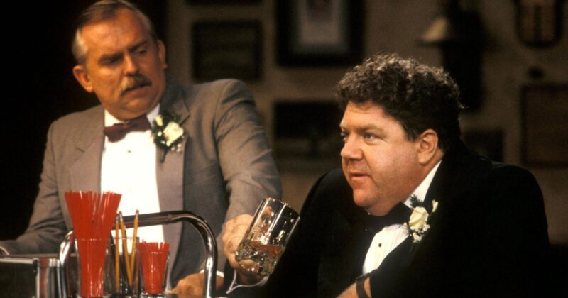 La frase más icónica de Cheers que definió la comedia en televisión