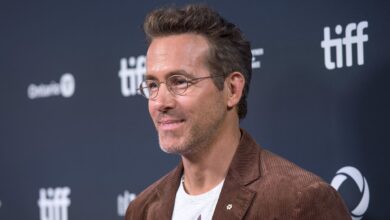Welcome to Wrexham renueva por tres temporadas más: Ryan Reynolds y Rob McElhenney continúan transformando el fútbol británico