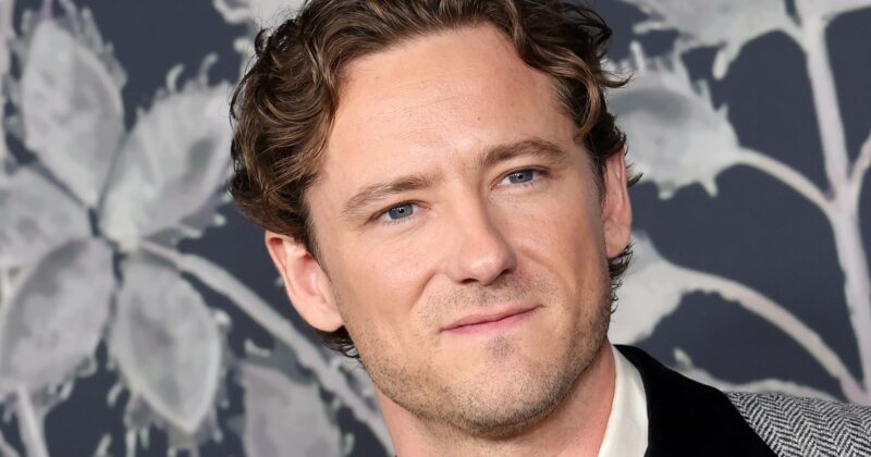 Lewis Pullman brilla con 'Remarkably Bright Creatures', la nueva joya fantástica de Netflix con excelente recepción crítica