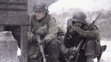 La nueva serie documental de Tom Hanks redefine la narrativa de la Segunda Guerra Mundial como una sucesora espiritual de Band of Brothers