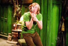 Netflix Revela la Versión Definitiva de Shaggy con su Camisa Verde Icónica en Scooby-Doo: Origins