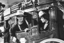 John Wayne y Stagecoach: El papel que lanzó a una leyenda del cine western