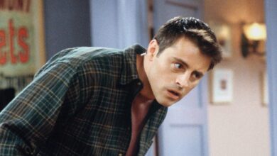 La Evolución de Joey en Friends: De Carácter Complejo a Parodia Involuntaria