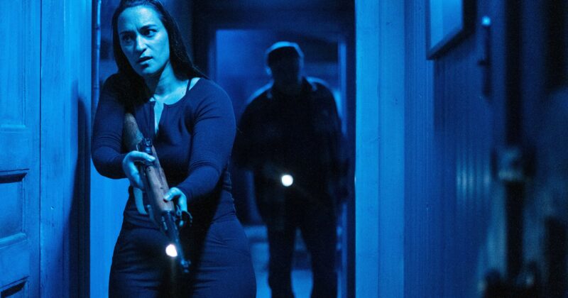 Resident Alien: La joya de SyFy que redefine la ciencia ficción y la comedia para maratonear