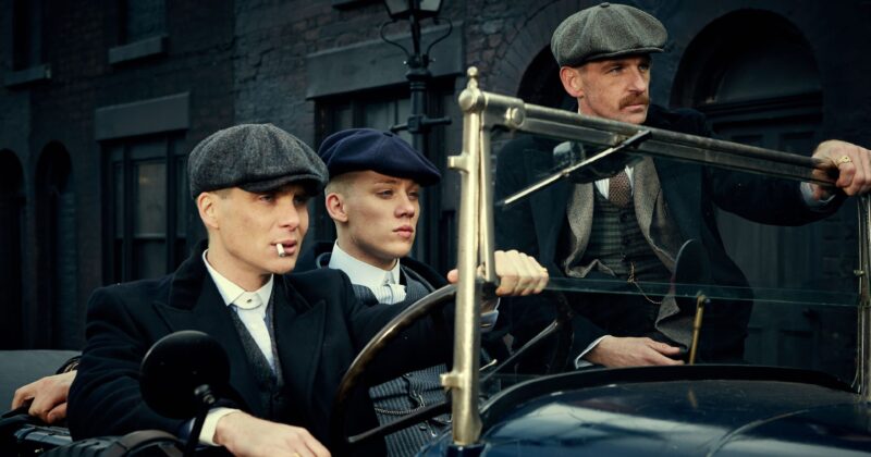 Así Evoluciona la Edad de los Hermanos Shelby en Peaky Blinders a lo Largo de la Serie y Película