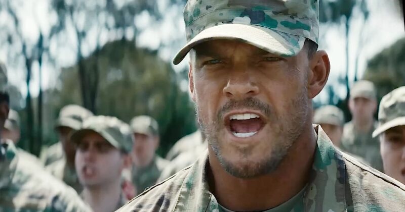 War Machine: El thriller sci-fi que consolida a Alan Ritchson entre los éxitos más populares de Netflix