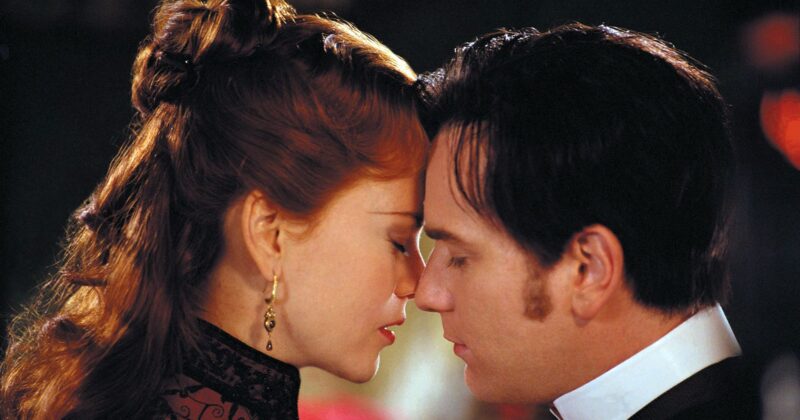 Moulin Rouge!: El Musical Psicodélico que Redefinió el Cine de Amor y Música
