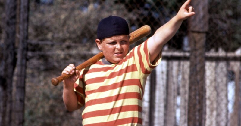 El Reencuentro de The Sandlot: La Iconica Banda Juvenil Ahora en Little League Dads