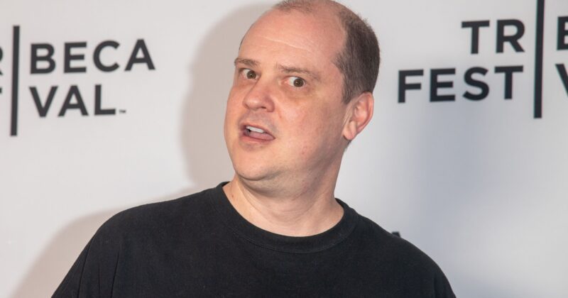 Mike Flanagan y su desafío definitivo: reinventar Carrie y El Exorcista en la era del horror moderno