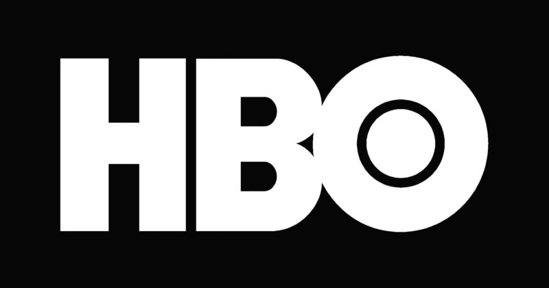 La Escena de Apertura de Six Feet Under Sigue Impactando a 25 Años de su Estreno en HBO