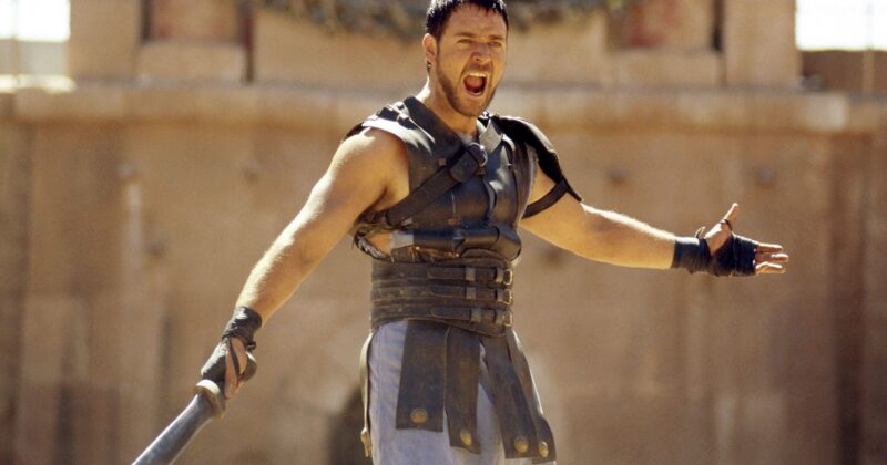 Russell Crowe defendió el núcleo emocional de Gladiator evitando una escena polémica y analiza el legado de la saga