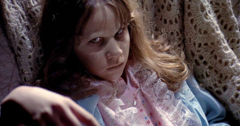 Mike Flanagan concluye la filmación del esperado reinicio de El Exorcista con Scarlett Johansson