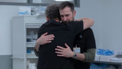 La tercera temporada de The Pitt retrasa el regreso de un personaje clave en medio de importantes cambios en el reparto