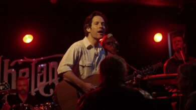 El Encuentro Inesperado de Paul Rudd y Nick Jonas en Power Ballad: Tras Bastidores de una Colaboración Única