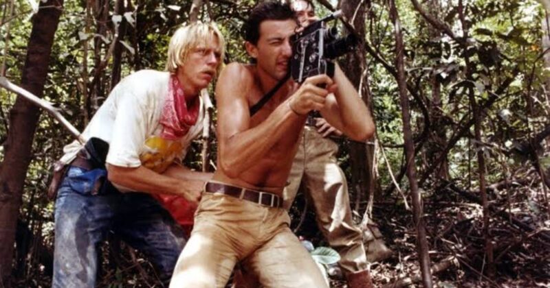 Cannibal Holocaust: La Película Pionera del Terror en Formato Found Footage que Casi Llevó a su Director a la Cárcel