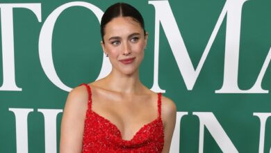 Margaret Qualley Recibe el Respeto de Isabelle Adjani para el Remake de la Película de Terror ‘Possession’