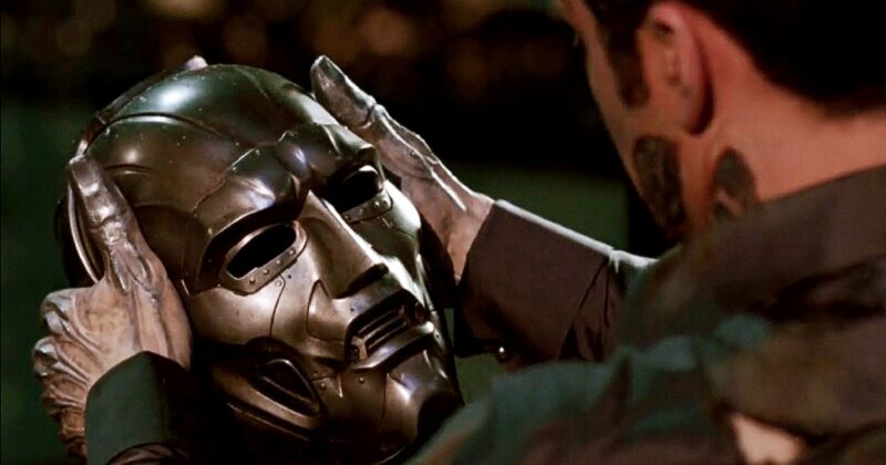 Avengers: Doomsday y el Misterioso Café Temático que Revela Secretos Clave de Doctor Doom en el MCU