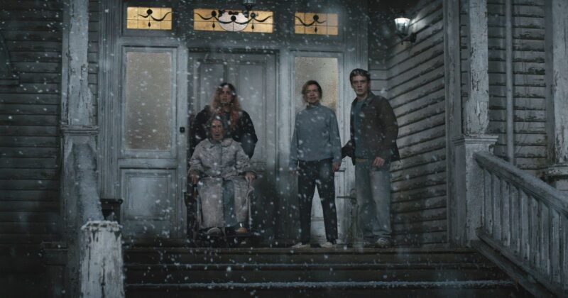 El horror mantiene su dominio en taquilla con 'Evil Dead Burn' e 'Insidious: Out of the Further'