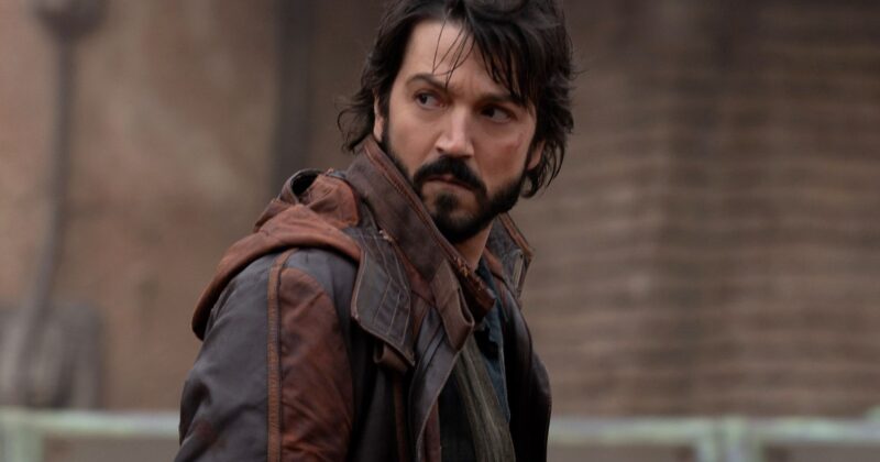 Diego Luna Triunfa en Netflix con México 86: Una Película R-Rated que Conecta Perfectamente con el Público Actual