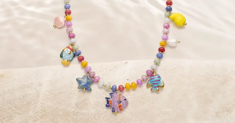 Collar Singularu Oceánic Colors con baño en oro 18 kt en oferta al 50%: elegancia y estilo marino por 19,99 €