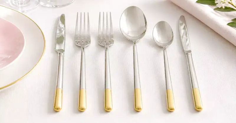 Cubertería Villeroy & Boch Ella Dorada y Platino de 113 piezas con un 47% de descuento en Amazon