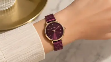 Elegancia minimalista: Reloj Bering de mujer en oro rosa con esfera morada a 53,49 € y 10% de descuento