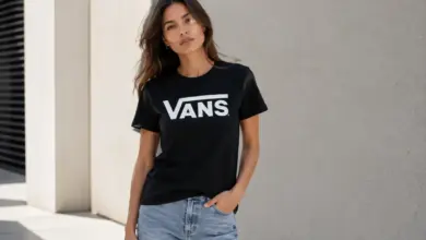 Camiseta Vans Flying V Crew para mujer, básica y cómoda con un 43% de descuento