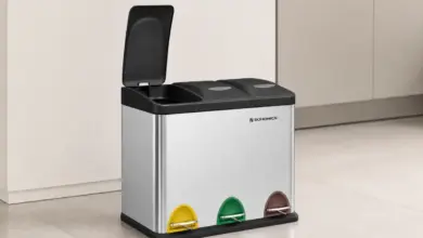 Cubo de basura SONGMICS LTB24L con 3 compartimentos y pedales independientes por 37,49 € con un 28% de descuento